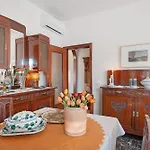 Roses House Apartamento
