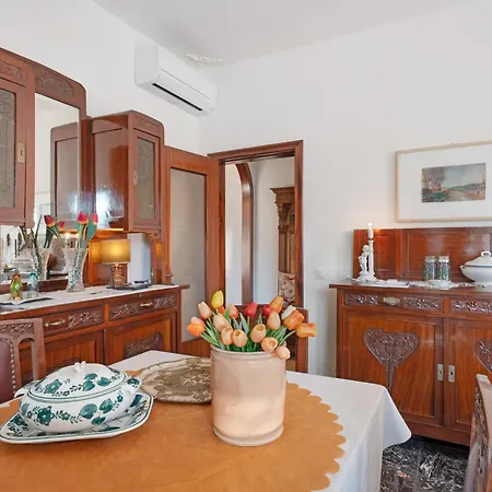 Roses House شقة