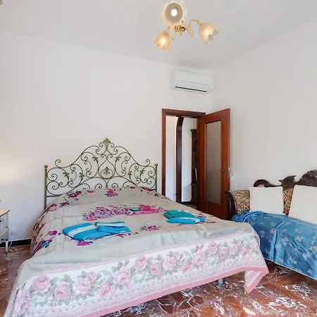 Roses House Apartamento *